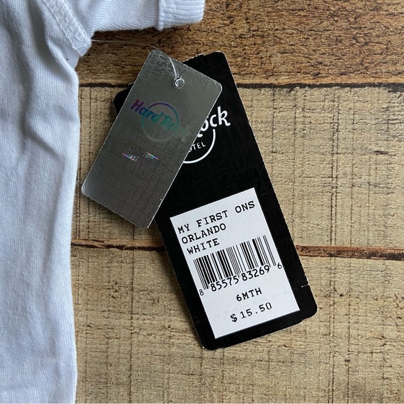 Hard Rock Orlando Onesie 6m - Picture 3 of 3